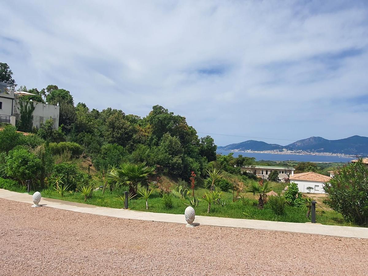 Appartement F2 avec terrasse de 35 m2 Bomorto - Porticcio Porticcio (Corsica) Exterior foto