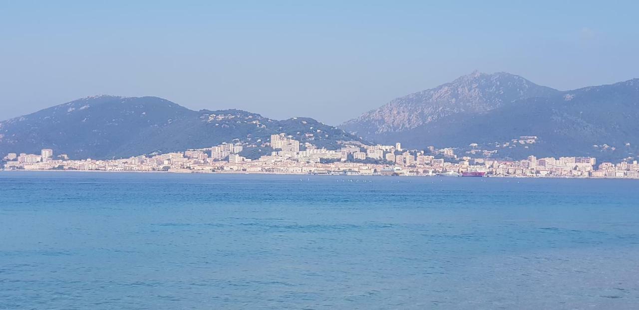 Appartement F2 avec terrasse de 35 m2 Bomorto - Porticcio Porticcio (Corsica) Exterior foto